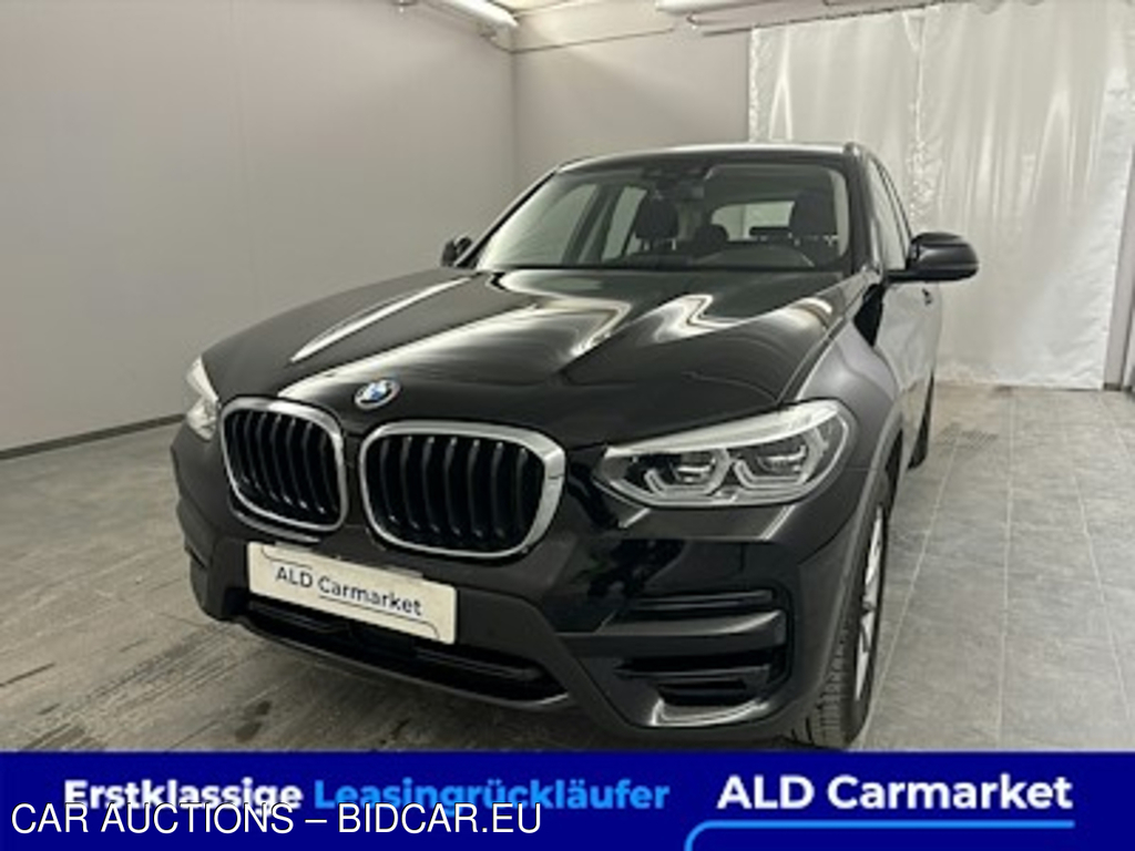 BMW X3 xDrive20d Aut. Advantage Geschlossen, 5-turig, Automatik, 8-Gang