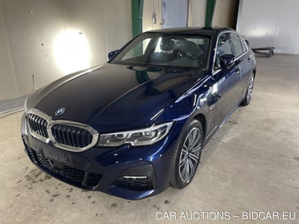 BMW Series 3 330e F M-Sport Auto