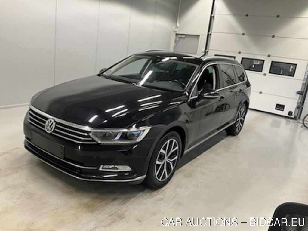 Volkswagen PASSAT 2.0 Tdi 150 Scr Highline Premium Dsg Var