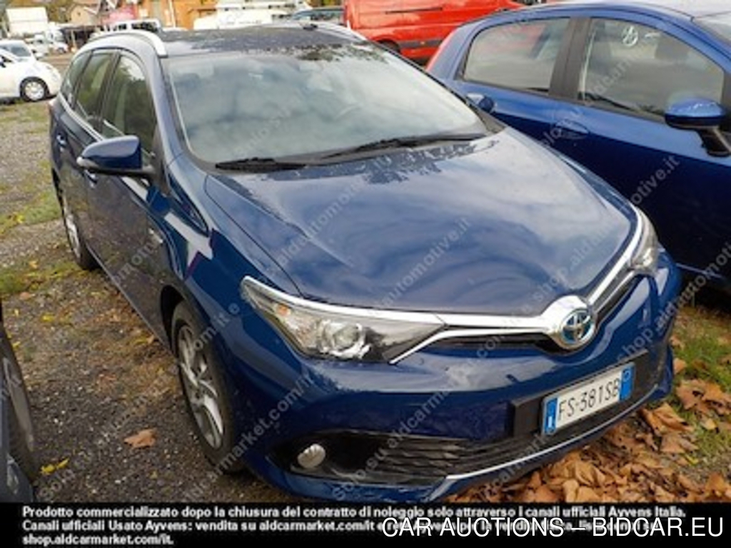 Toyota auris touring sports hybrid business -