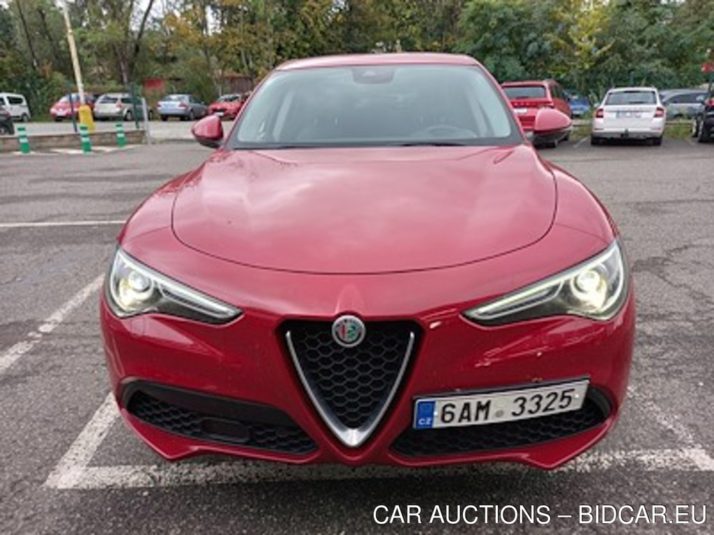 Alfa Romeo Stelvio 2.0T 280k AT8 Q4 First Edition