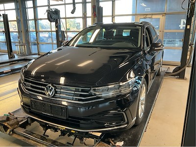 Volkswagen PASSAT 1.4 TSI GTE HIGH PLUG-IN HYBRID DSG VARIANT UA!,