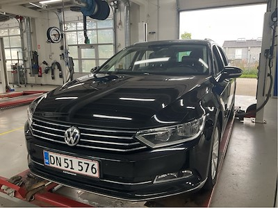 Volkswagen Passat 2.0 TDI 150 SCR HIGHLINE PREMIUM DSG VARIANT UA!