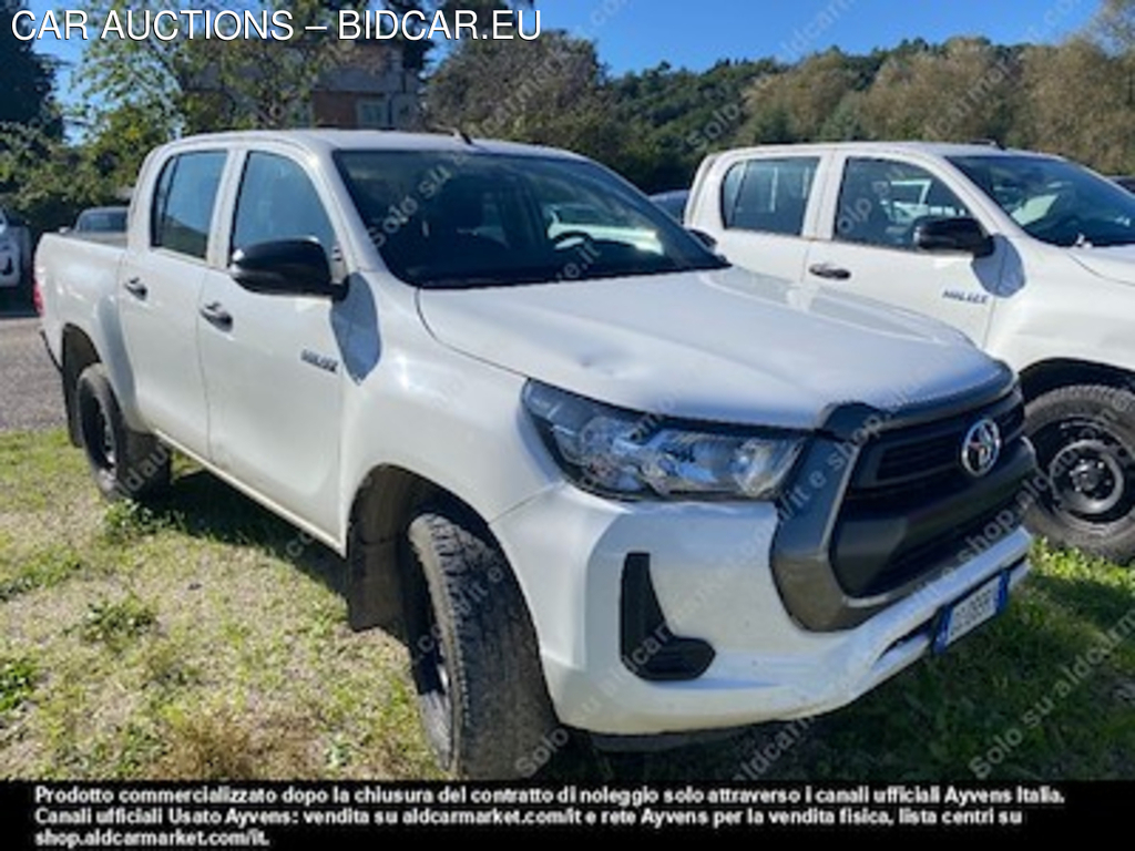 Toyota hilux 2.4 d-4d MT DC -