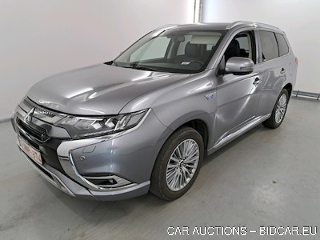 Mitsubishi Outlander - 2019 2.4i 4WD PHEV Business Edition SDA