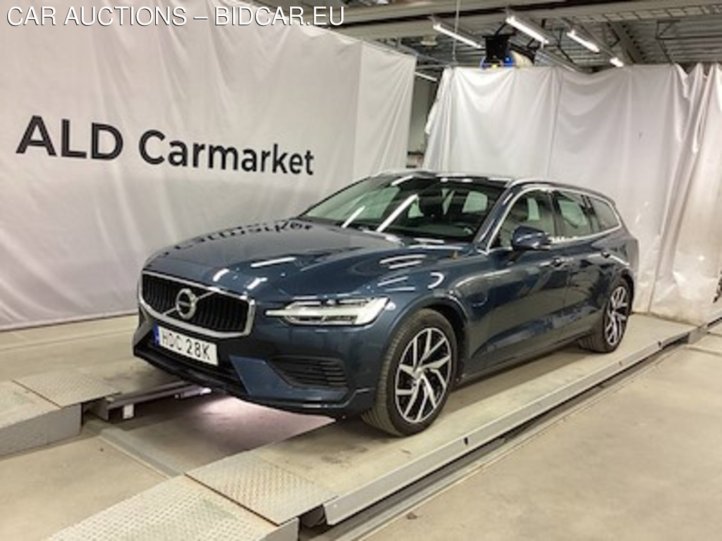 Volvo V60 T6 awd Momentum Adv Edit, AUTOMAT