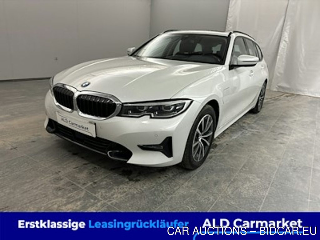 BMW 3er BMW 320e Touring Aut. Sport Line Kombi, 5-turig, Automatik, 8-Gang