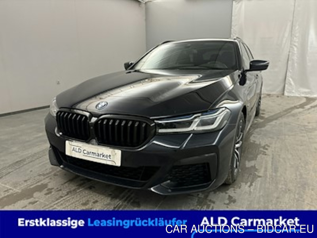 BMW 5er BMW 530e Touring Aut. Kombi, 5-turig, Automatik, 8-Gang