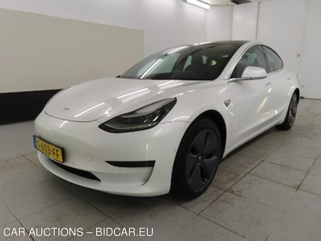 Tesla Model 3 Standard Range Plus RWD 4d