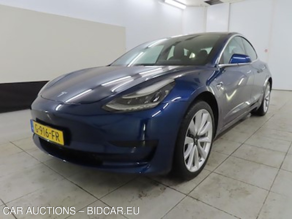 Tesla Model 3 Standard Range Plus RWD 4d