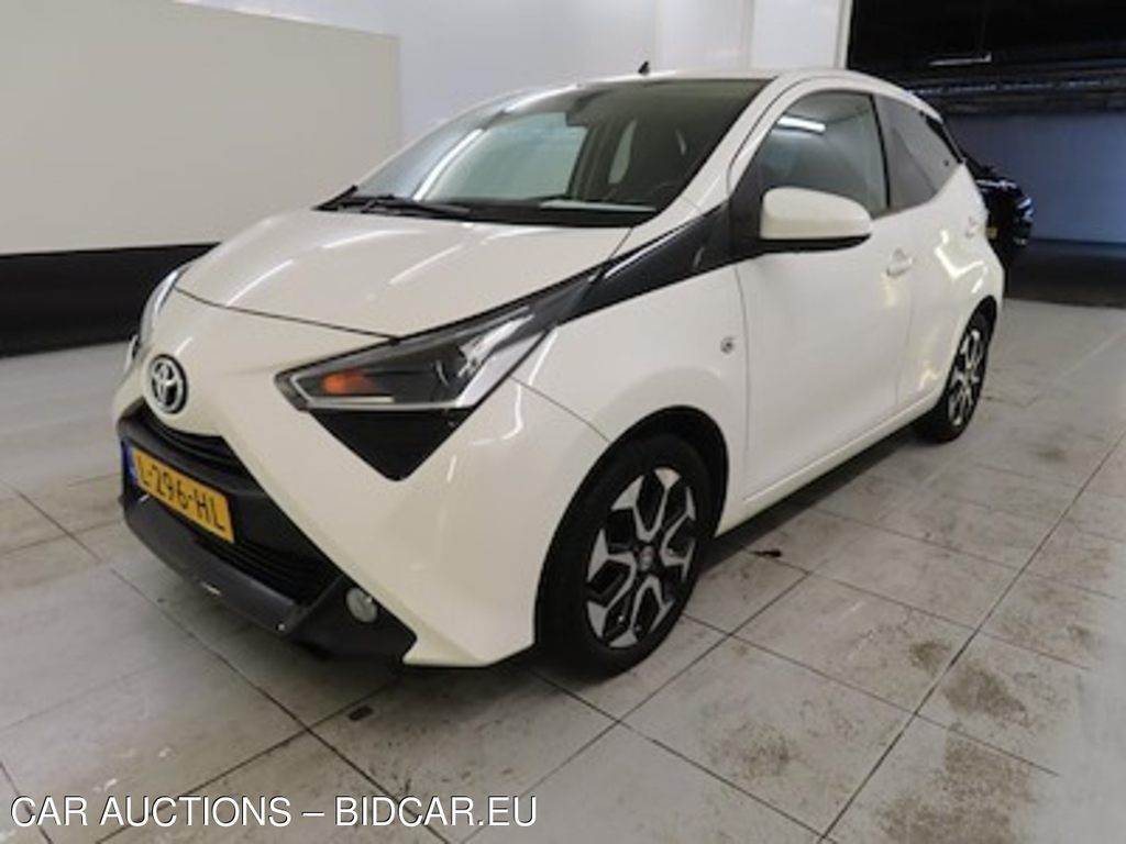 Toyota Aygo 1.0 VVT-i x-joy 5d APL