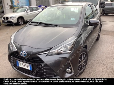 Toyota yaris 1.5 hybrid active hatchback -