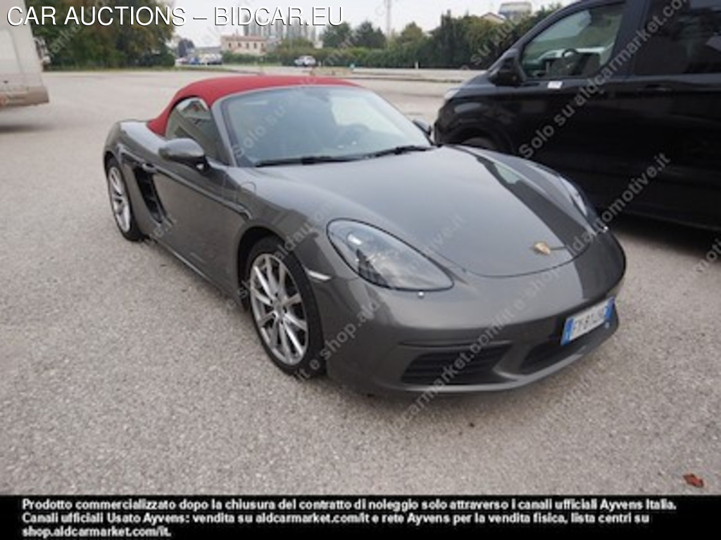 Porsche 718 2.0 boxster roadster 2-door -