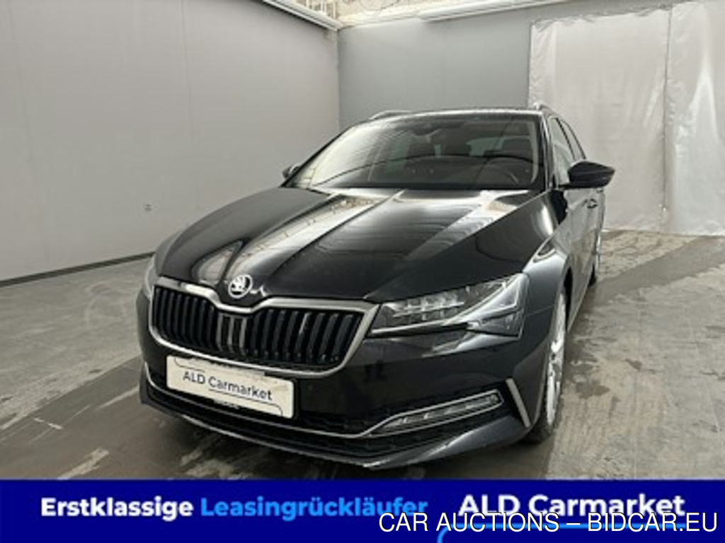 Skoda Superb Combi 2.0 TSI DSG L&amp;K Kombi, 5-turig, Automatik, 7-Gang