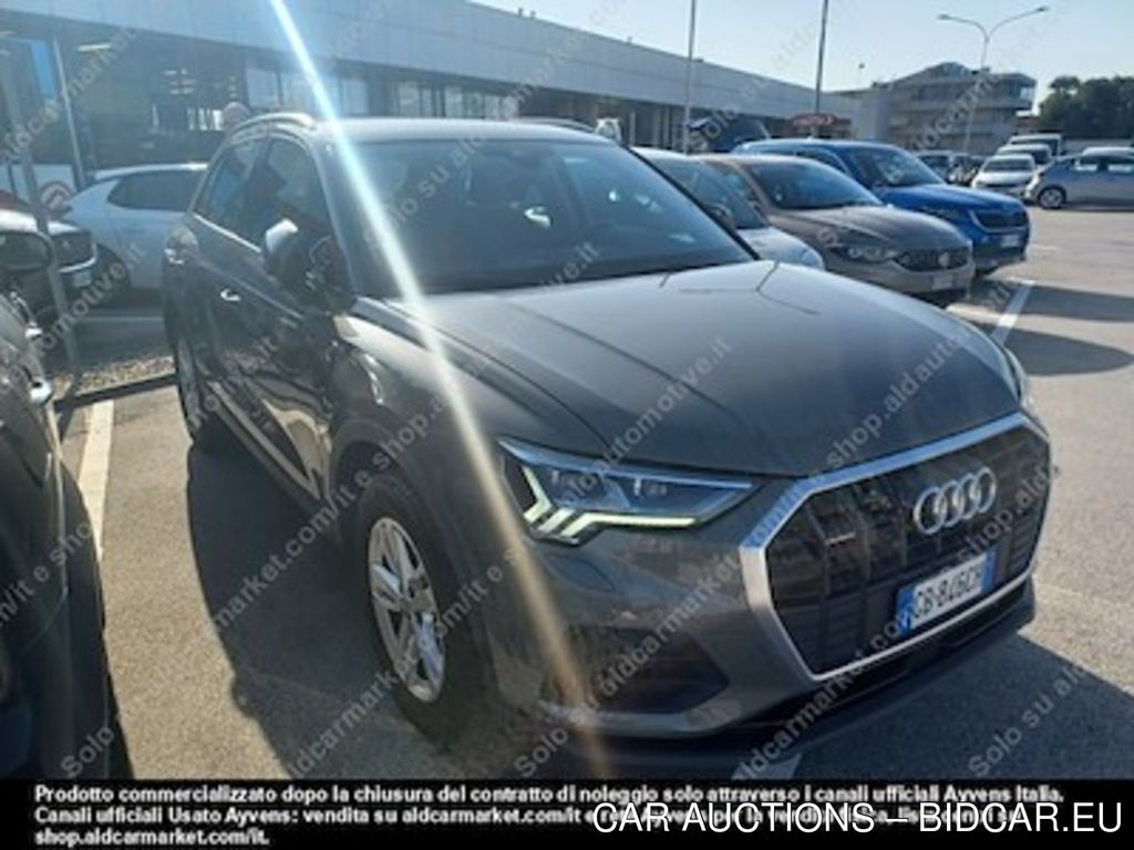 Audi Q3 40 tdi quattro S -