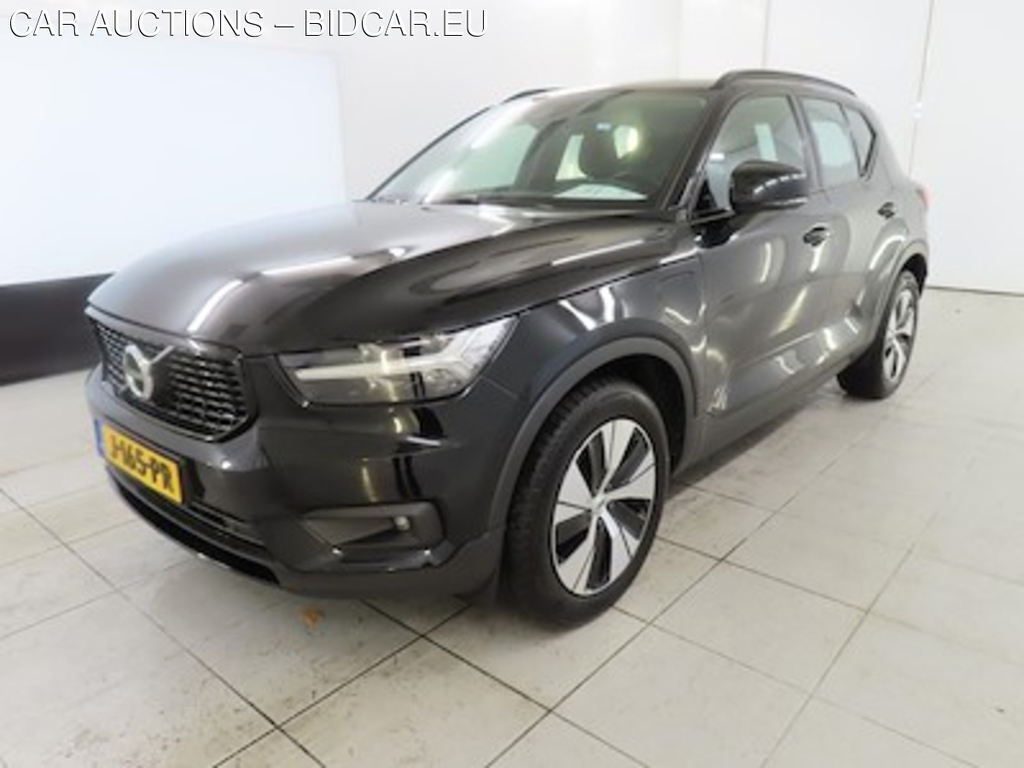 Volvo XC40 Recharge T4 R-Design Expression 5d