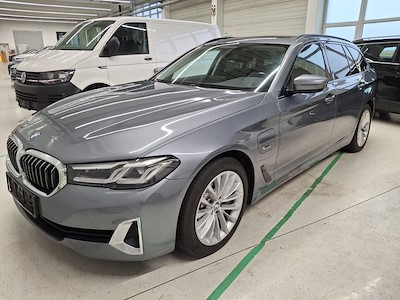 BMW Series 5 530e Touring xDrive 135KW