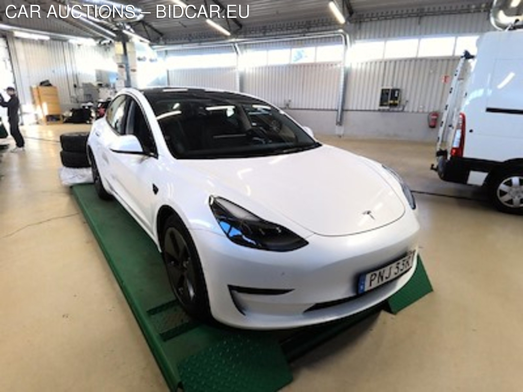 Tesla Model 3 Standard Range Rwd