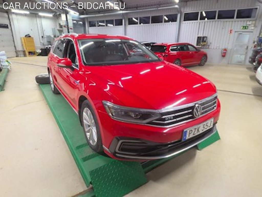 Volkswagen PASSAT GTE SC Executive