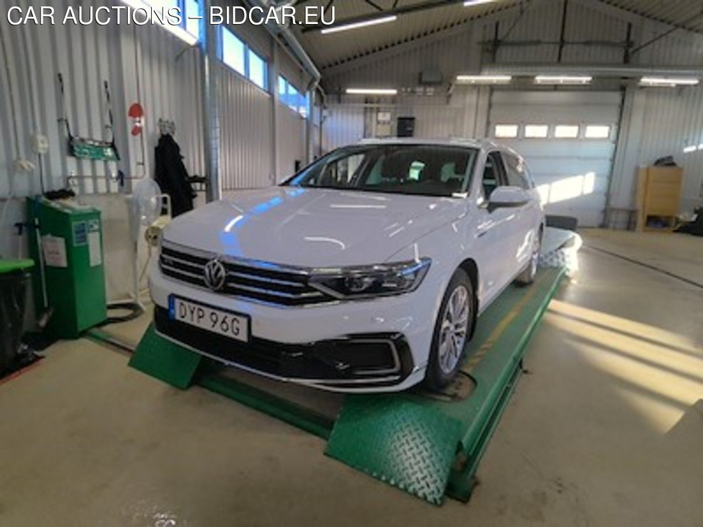 Volkswagen PASSAT GTE SC Executive