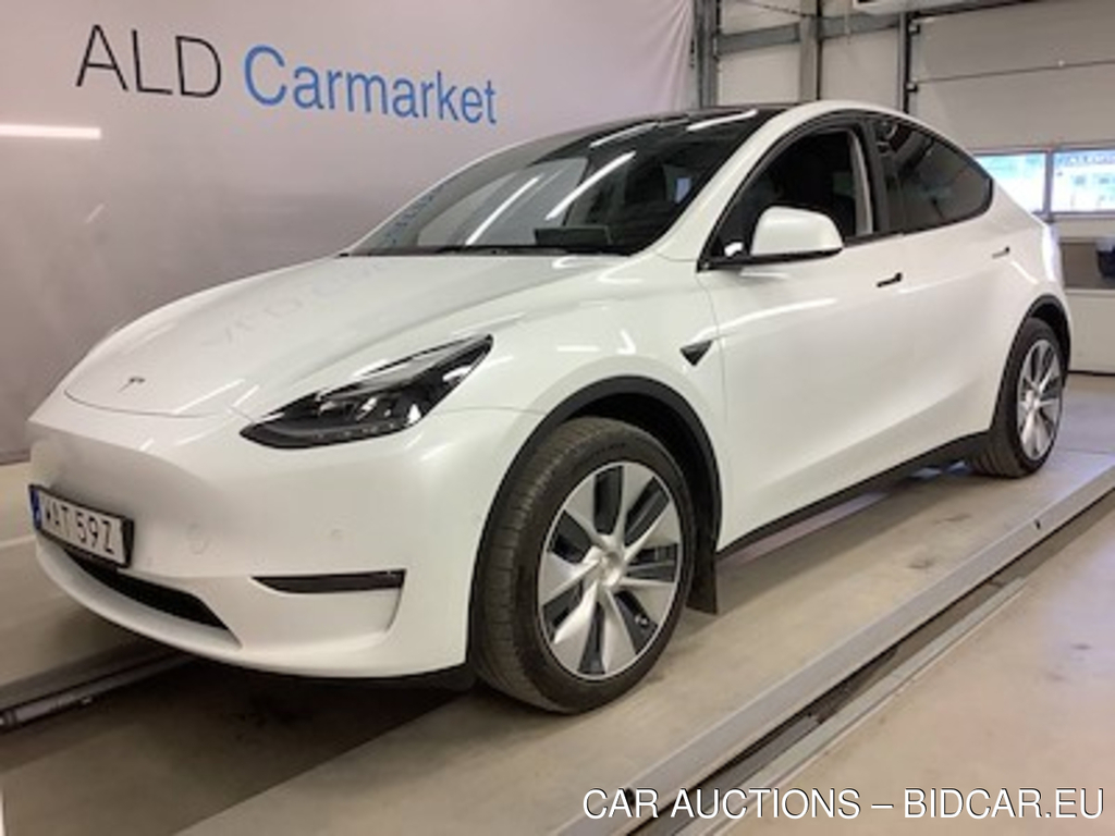 Tesla Model Y long range awd AUTOMAT