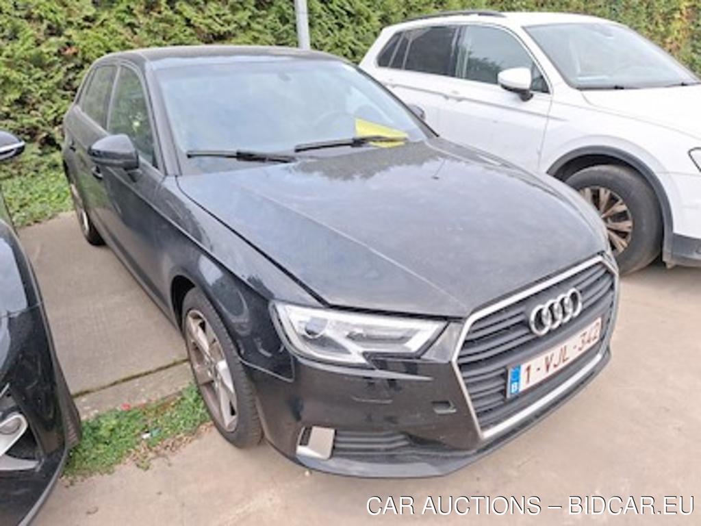 Audi A3 sportback diesel - 2017 1.6 TDi Sport S tronic STOCK