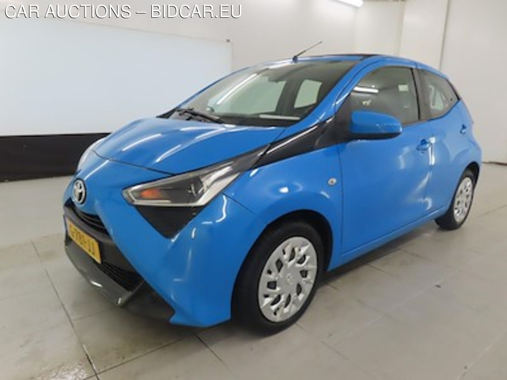 Toyota Aygo 1.0 VVT-i x-play x-shift 5d