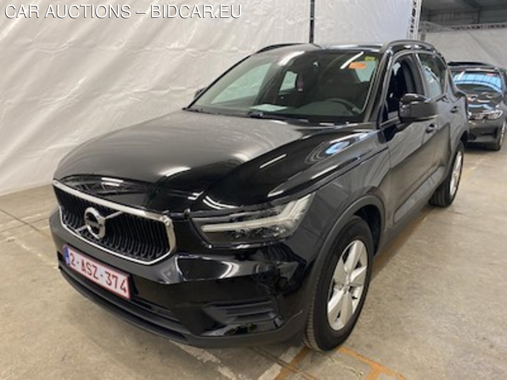 Volvo XC40 1.5 T2 MOMENTUM CORE