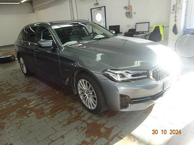 BMW series 5 2.0 530E XDRIVE TOURING A