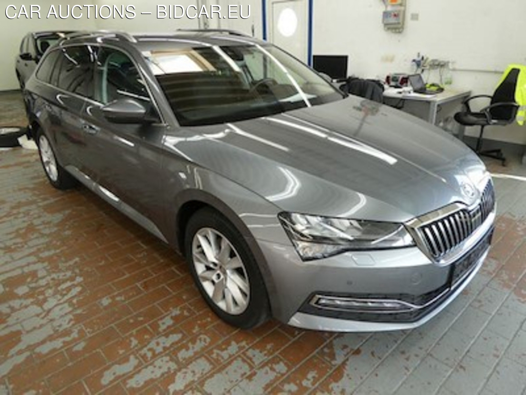 Skoda superb 2.0 TDI 110KW STYLEDSG-7 COMBI