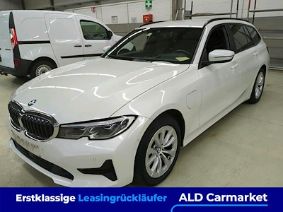 BMW 320e touring AU t. Advantage