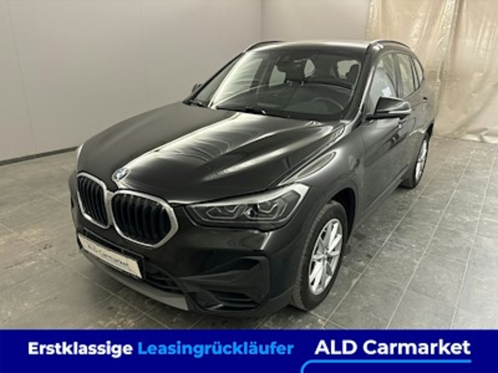 BMW X1 sDrive20i Aut. Advantage Geschlossen, 5-turig, Automatik, 7-Gang