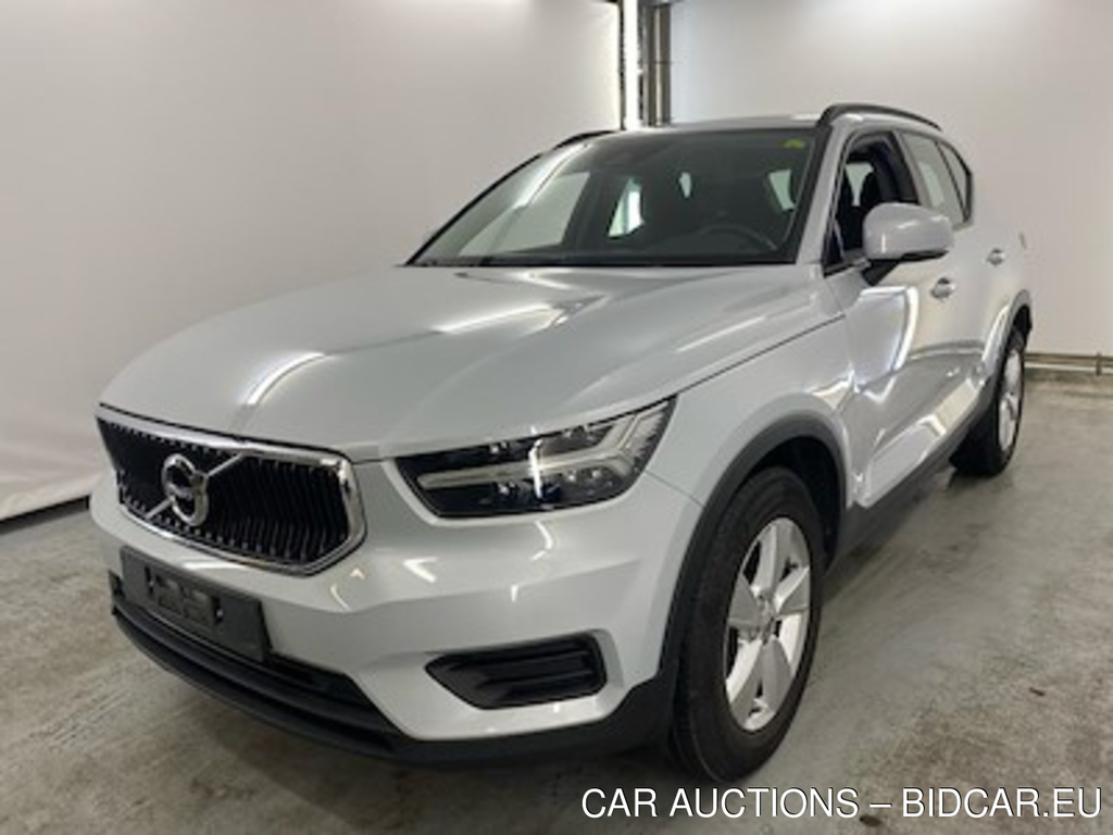 Volvo XC40 1.5 T2 MOMENTUM CORE