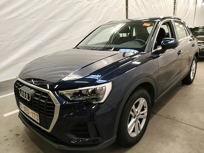 Audi Q3 1.5 TFSI 35 S TRONIC Business