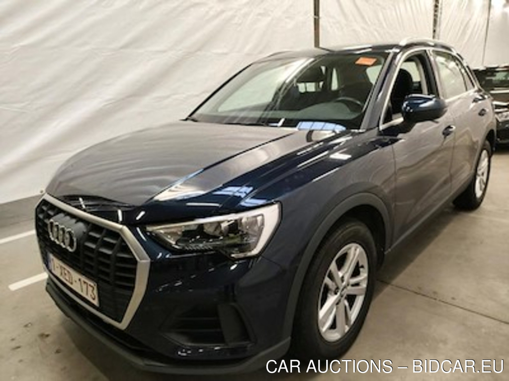 Audi Q3 1.5 TFSI 35 S TRONIC Business