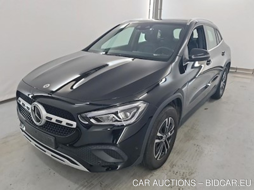 Mercedes-Benz Gla - klasse 1.3 GLA 200 DCT BUSINESS LINE Smartphone integratiepakket