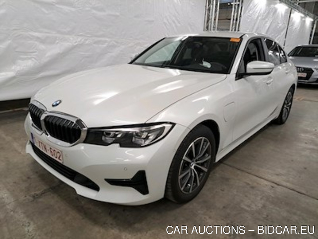 BMW 3 330EA PHEV AUT