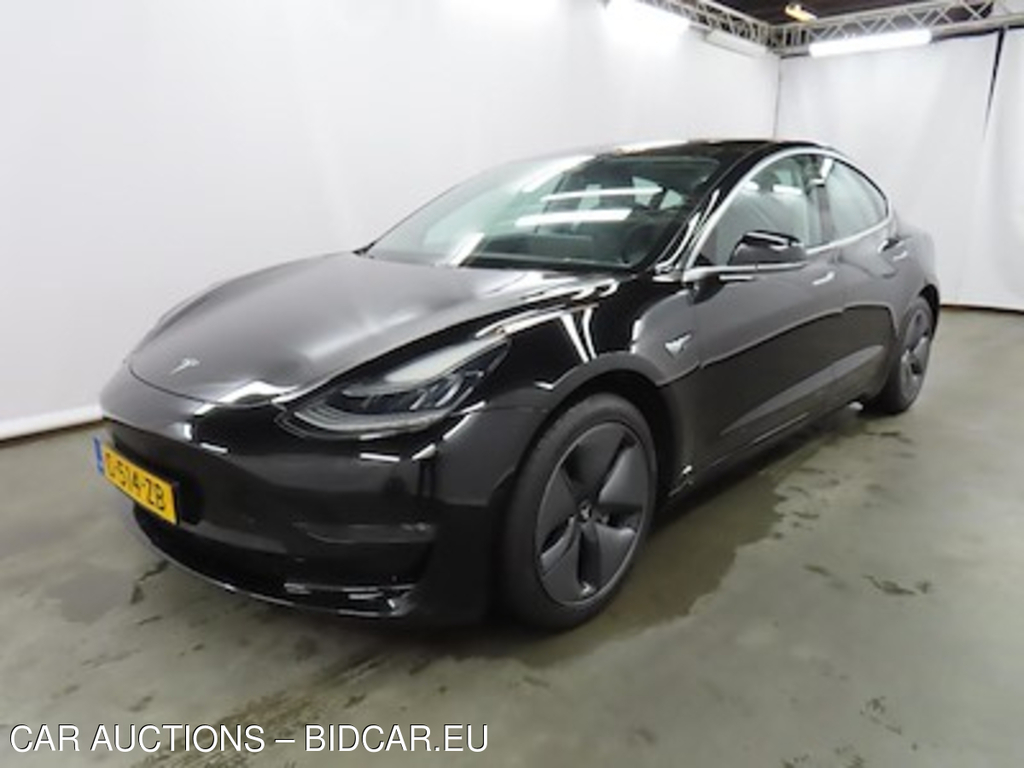 Tesla Model 3 Long Range Dual Motor AWD 4d