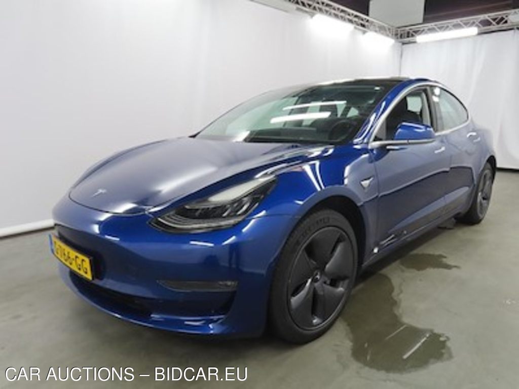 Tesla Model 3 Standard Range Plus RWD 4d