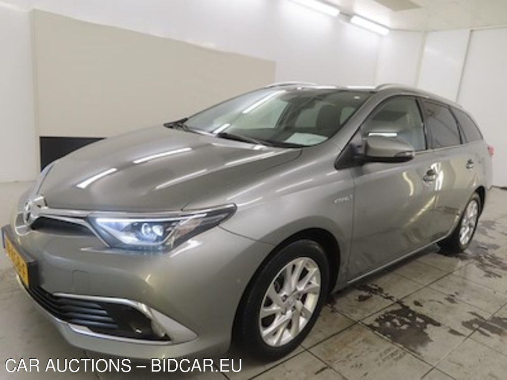 Toyota Auris touring sports 1.8 Hybrid Executive Automaat 5d