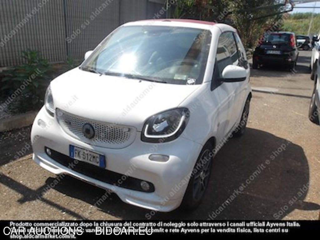 Smart fortwo cabrio 0.9 80kw turbo -