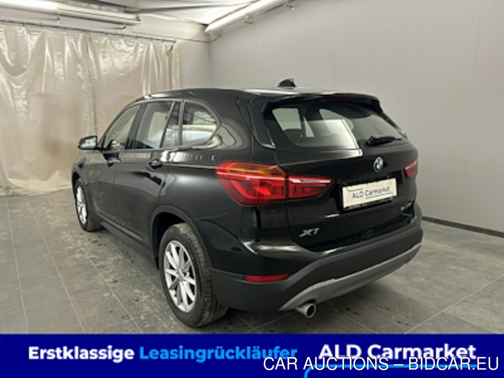 BMW X1 BMW X1 sDrive18i Advantage Geschlossen, 5-turig, 6-Gang