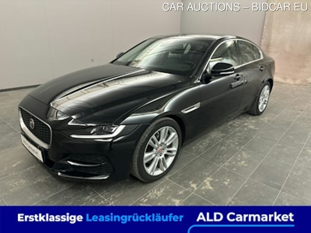 Jaguar XE P250 Aut. SE Limousine, 4-turig, Automatik, 8-Gang