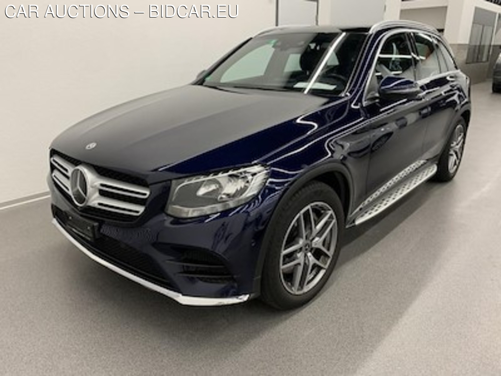 Mercedes-Benz GLC-CLASS GLC 300 4Matic AMG Line