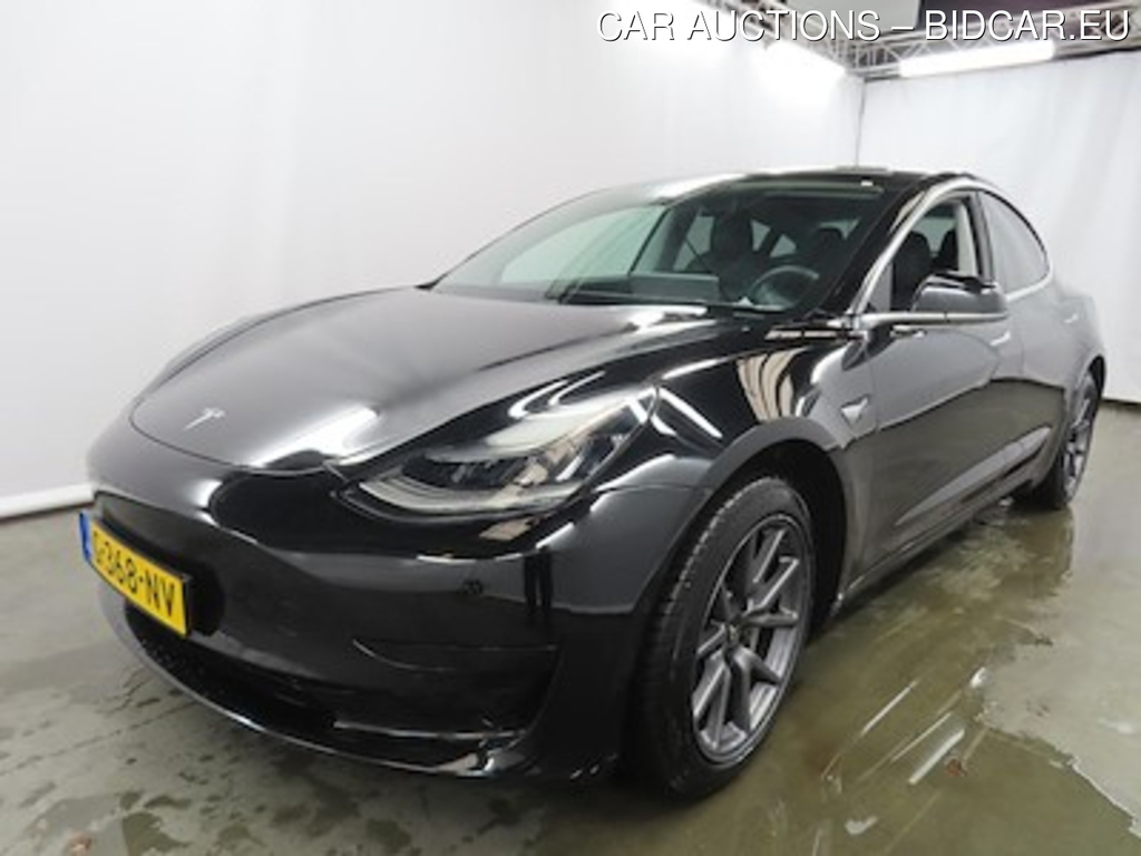 Tesla Model 3 Standard Range Plus RWD 4d