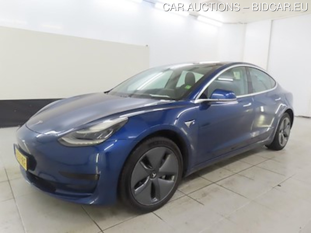 Tesla Model 3 Standard Range Plus RWD 4d