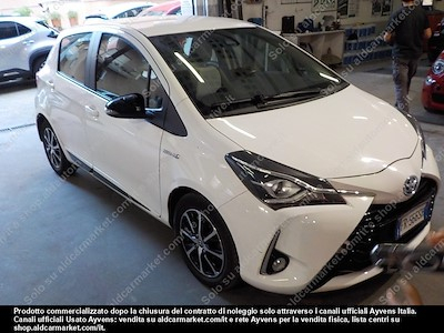 Toyota yaris 1.5 hybrid active hatchback -