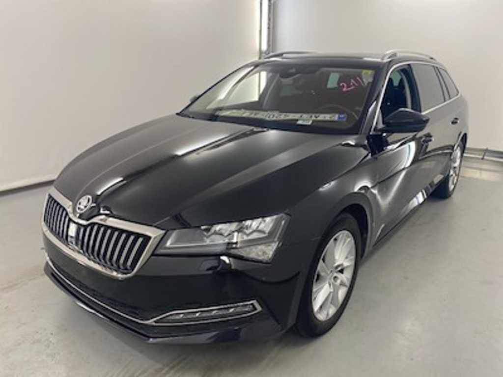 Skoda Superb combi 2.0 CRTDI 110KW DSG7 CLEVER