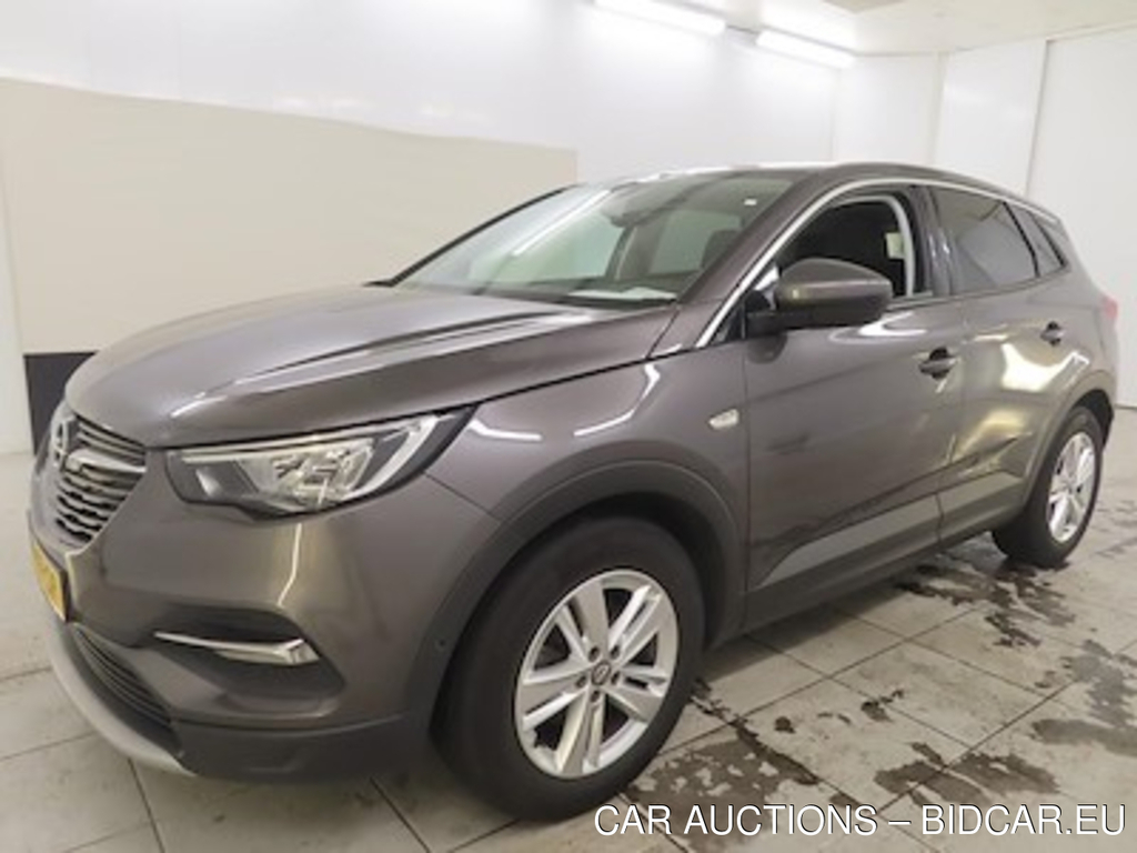 Opel Grandland X 1.2 Turbo S;S 96kW Bus. Executive 5d