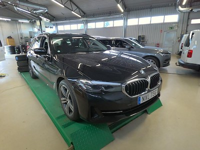 BMW Series 5 NO WINTER WHEELS 520d Xdrive Touring Aut Connected